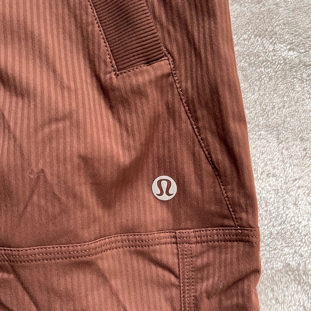 Lululemon joggers